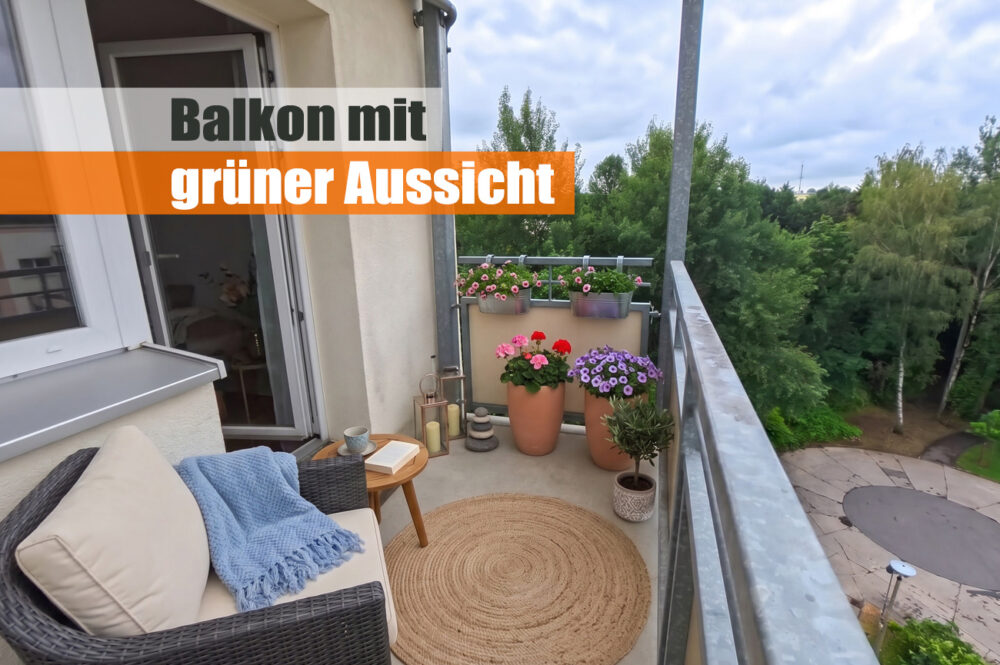 Balkon mit grüner Aussicht